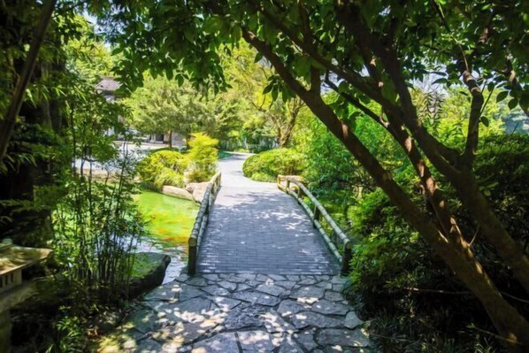 Property grounds - Fengxiangyuan Holiday Hotel (Chongqing)