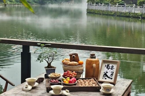Fengxiangyuan Holiday Hotel