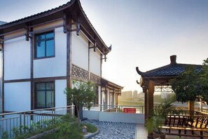 Interior - Colorful Xiangxi Inn (Zhangjiajie)