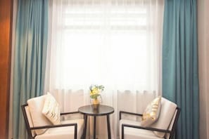 Ảnh chưa phân loại, 3 trong số 100 ảnh, nút