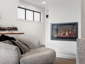 Interior - 5 Bed Luxury Home | Snowy Mountains | Sentinel Chalet | Jindabyne | Sleeps 14 (JINDABYNE)
