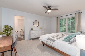4 bedrooms, desk, iron/ironing board, travel cot