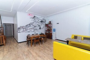 Dining - Jiahe Homestay (Emeishan Tourism Passenger Transport Center Baoguosi Station) (Emeishan)