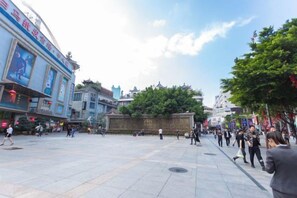 Unclassified image, 3 of 39, button - Shenzhen Haoyoulai Hotel (Dongmen Pedestrian Street Hubei Subway Station) (Shenzhen)
