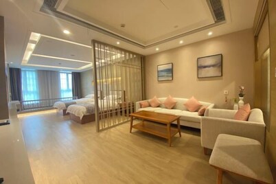 Qinheyuan Linxuan Holiday Hotel