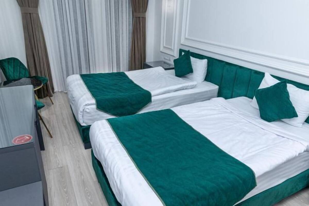 In-room safe, desk, blackout drapes, soundproofing