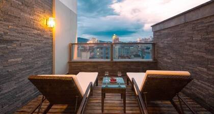 Landu Business Hotel