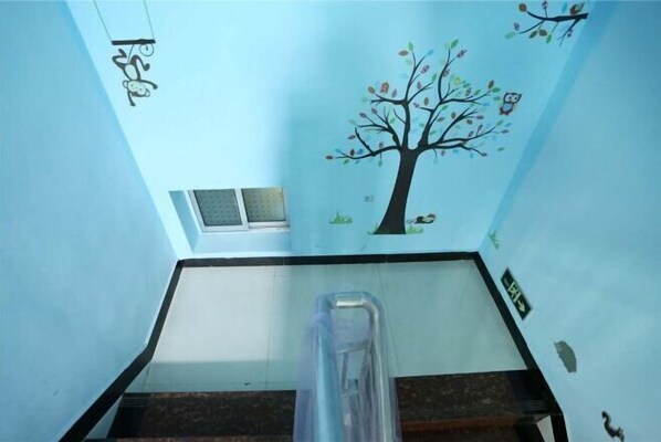 Interior - Yimi Yangguang Hostel (Zhangjiajie)