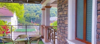 Yunshe Inn