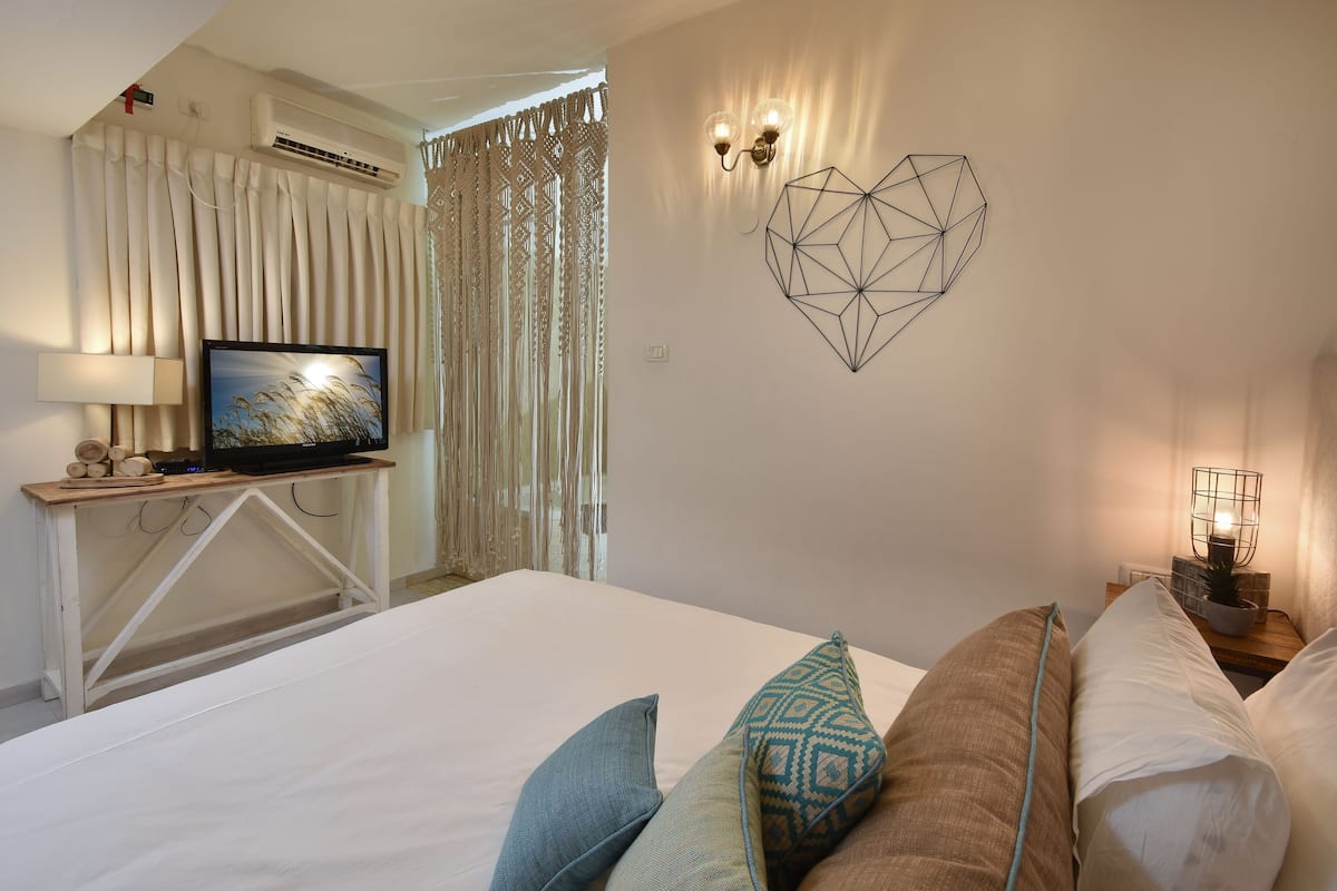 Classic Cabin | Free WiFi, bed sheets