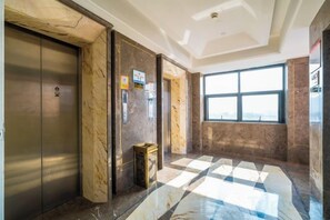 Interior - Huilong Hotel (Tiantai County)