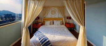 Black Valley Purple Rose Inn