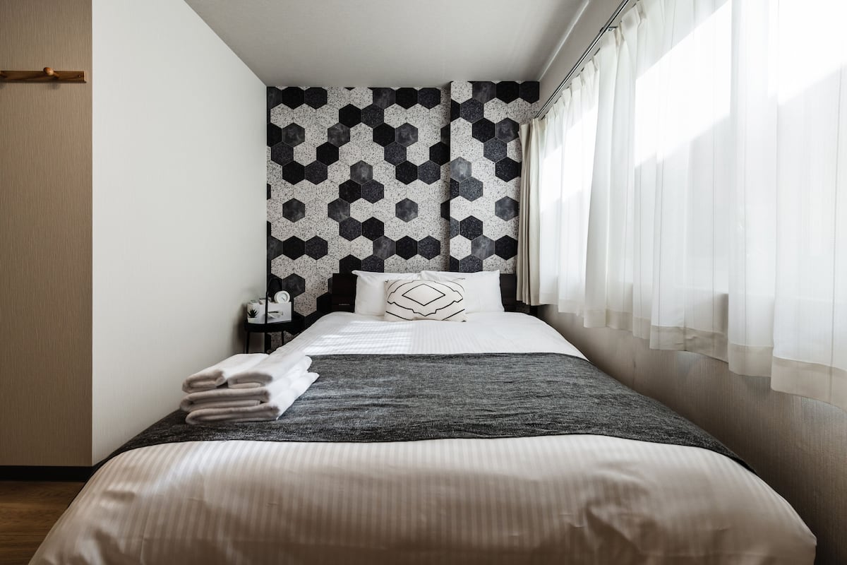 Economy Double Room, 1 Double Bed, Non Smoking, No Elevator | Free WiFi, bed sheets