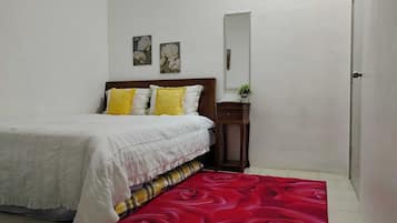 Room, 2 Bedrooms | Wi-fi percuma, cadar katil 