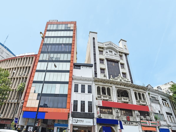 Front of property - OYO 90572 J Hotel Masjid India (Kuala Lumpur)