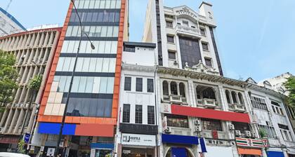 OYO 90572 J Hotel Masjid India