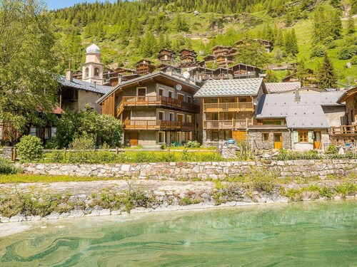 Chalet 5* Tignes - Duplex 250m2 avec Jacuzzi et Sauna