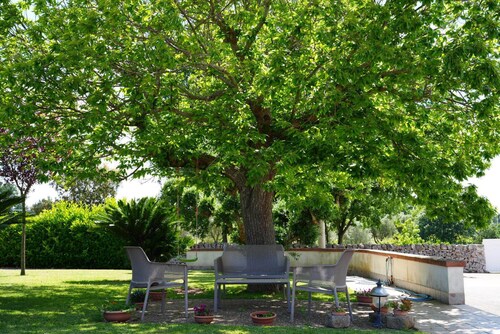 Historic villa with trulli in Valle D'itria surrounded by nature