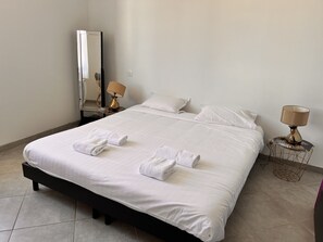 3 عدّة غرف نوم ومكواة/لوح كي وواي فاي