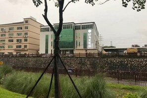 บริเวณภายนอก