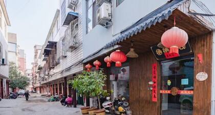 Qiqi Inn