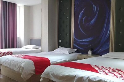 Bengbu Juyuan Theme Hotel