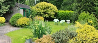 Colourful Forest of Dean Pikehouse