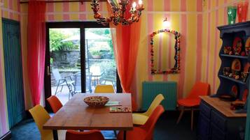 Nhà, nhiều giường | Bếp riêng | Tủ lạnh, lò vi sóng, lò nướng, bếp nấu