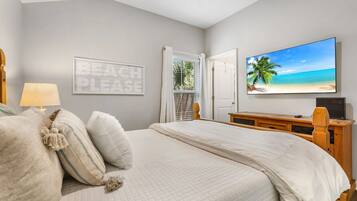 2 bedrooms, travel crib, free WiFi, bed sheets