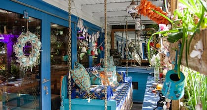 Lilchester - Slice of Heaven Hidden Away... Rental to Indulge in Serenity.