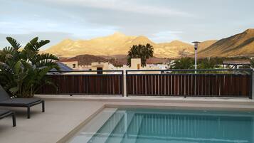 Piscina a l'aire lliure