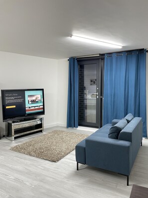 Departamento, 2 camas Queen size | Sala de estar