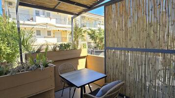 Standard Double Room | Terrace/patio