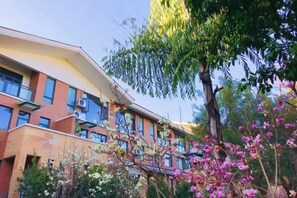 Exterior - Merlin Art Hotel (Mile)