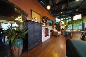 Unclassified image, 4 of 46, button - Taole Forest Hostel (Chongqing)