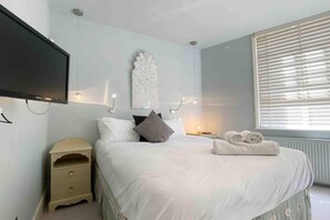 Apartment | 2 Schlafzimmer, Bügeleisen/Bügelbrett, kostenloses WLAN, Bettwäsche