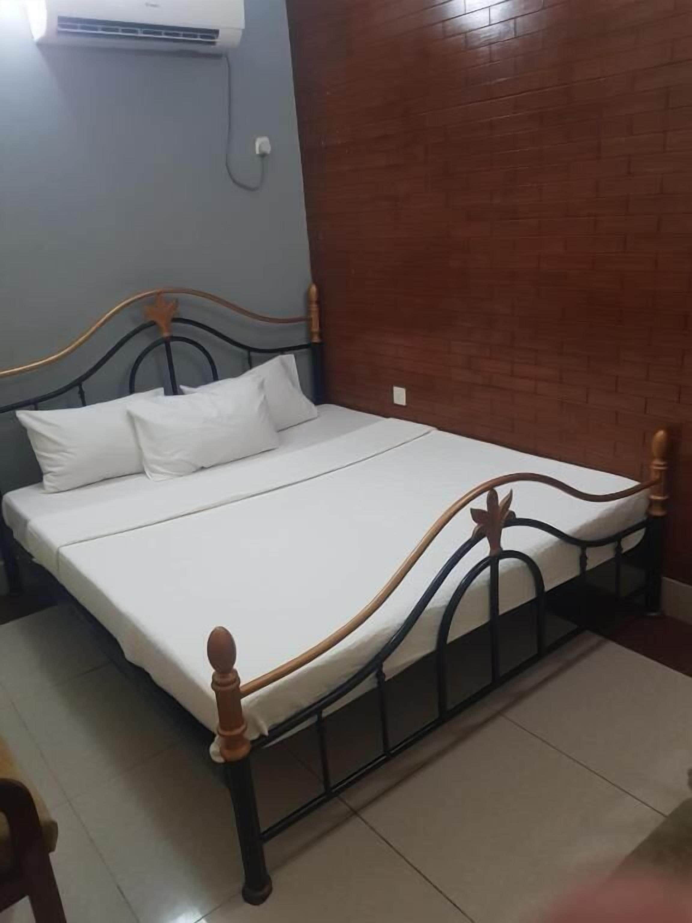 deluxe double or twin room | free wifi