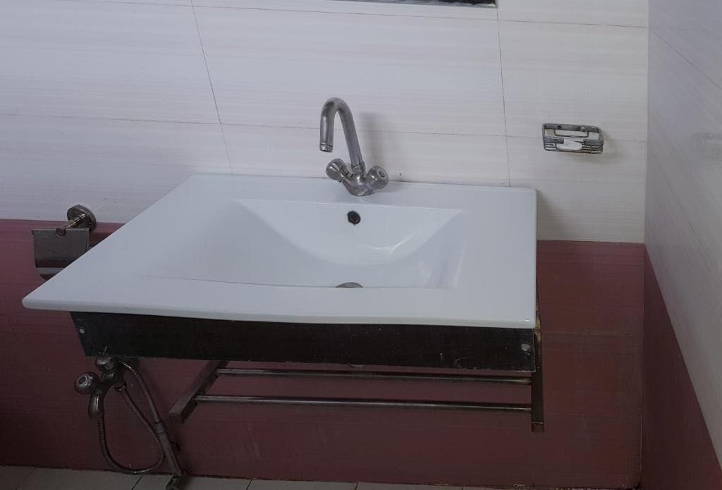 deluxe double or twin room | free wifi