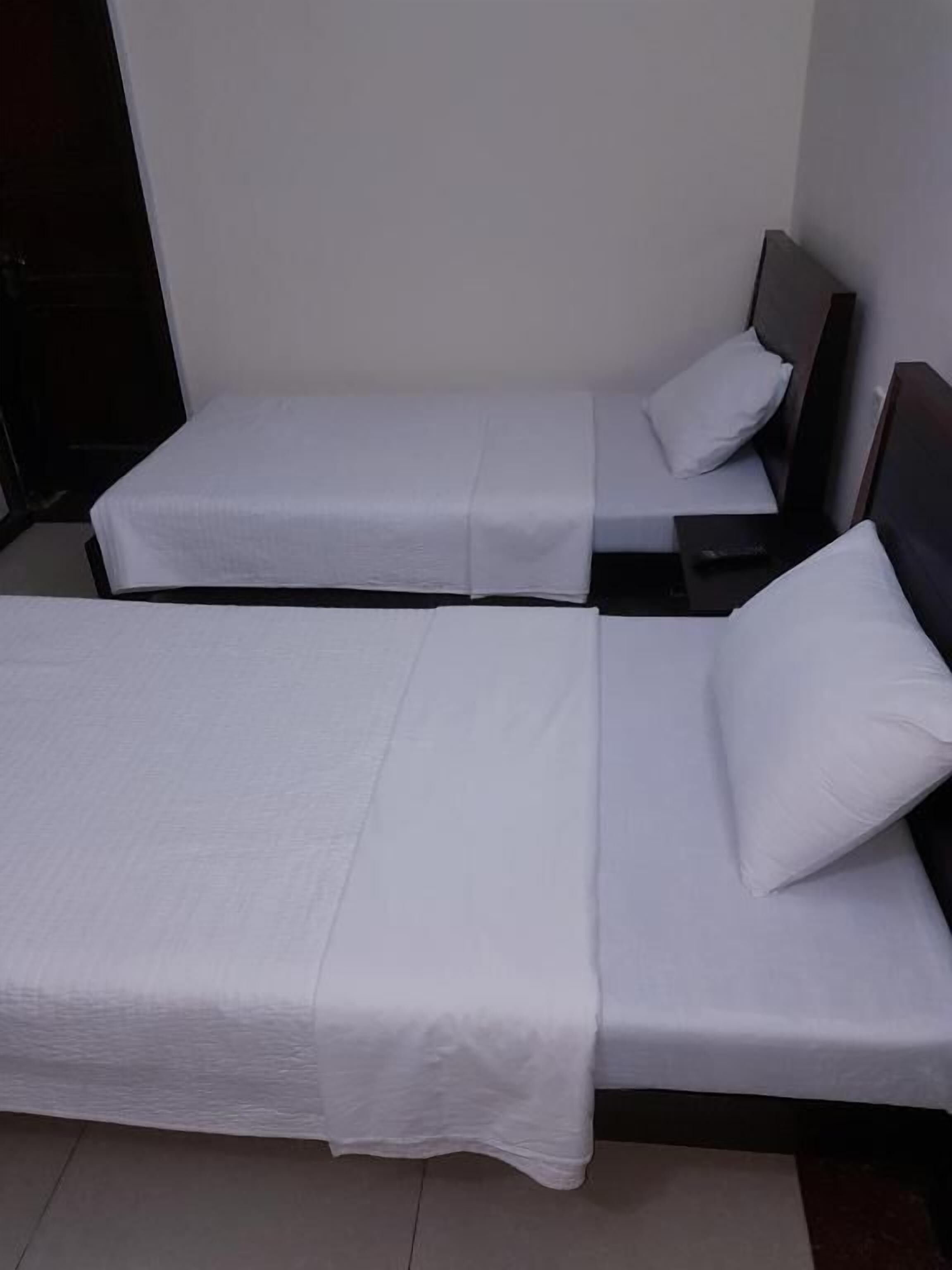 deluxe double or twin room | free wifi