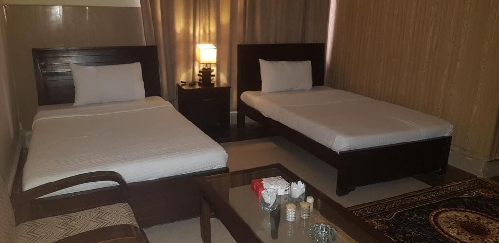 deluxe double or twin room | free wifi
