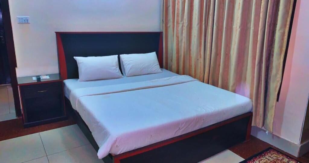 deluxe double or twin room | free wifi