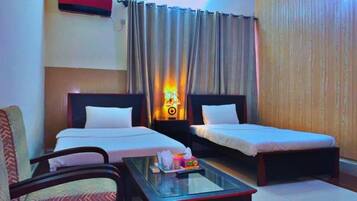 Dobbelt- eller tomannsrom – deluxe | Wi-fi (inkludert)