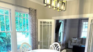Dining - D-Liteful Stay in Downtown Newton (Newton)