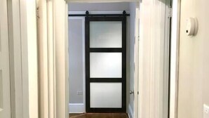 Interior - D-Liteful Stay in Downtown Newton (Newton)