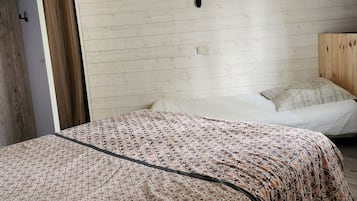 1 habitación y ropa de cama