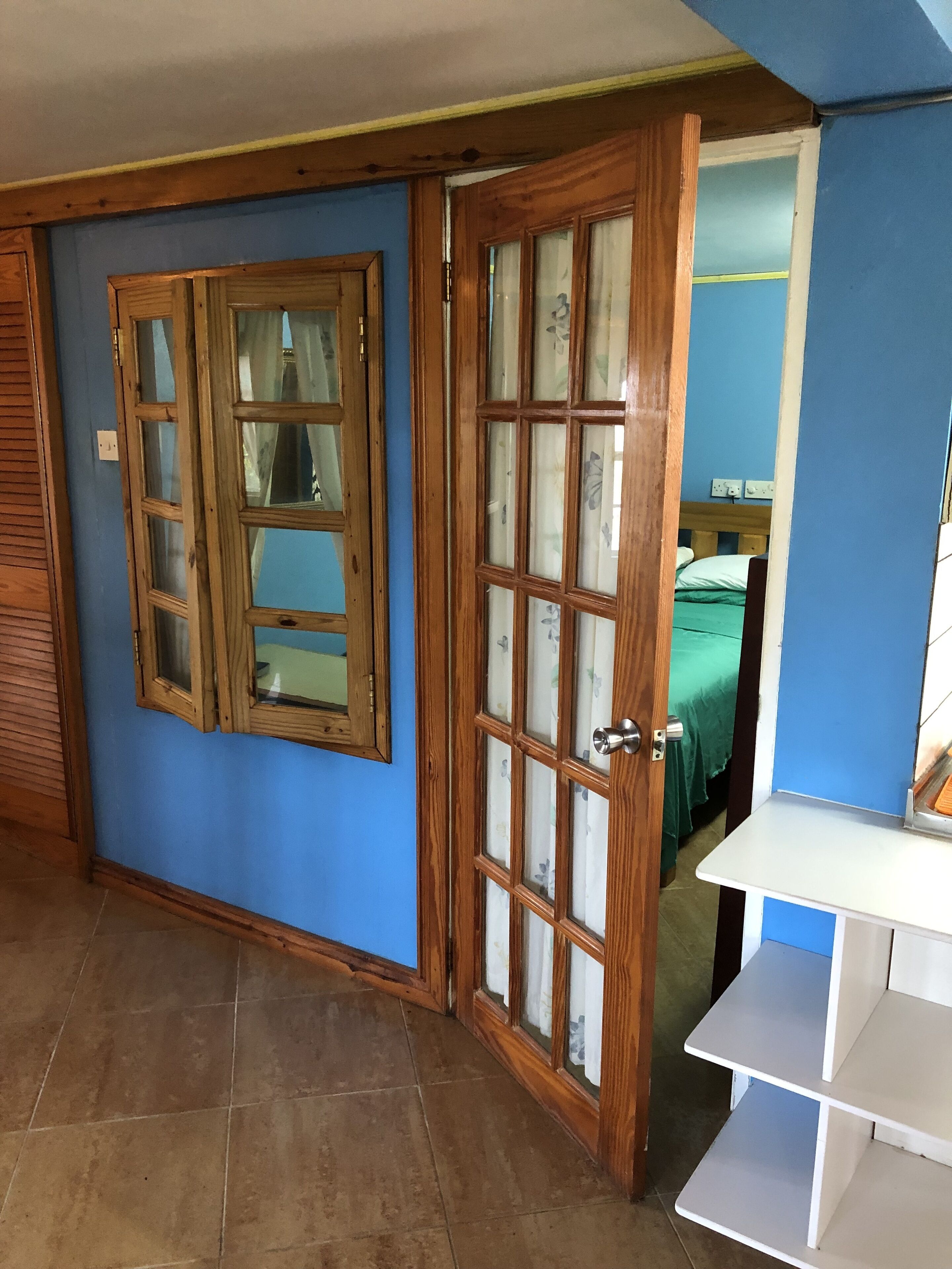 Suite #7 | Décoration personnalisée, ameublement personnalisé, bureau