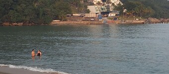 Chales com ar Condicionado, tv, Geladeira, Fogão, Estacionamento