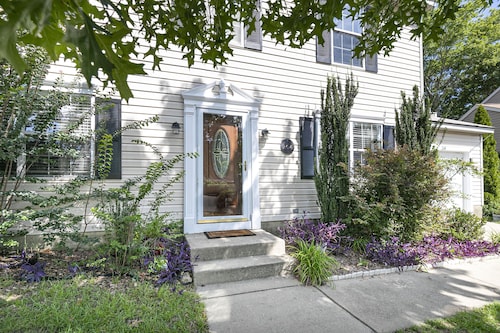 Peaceful West Columbia Get-Away