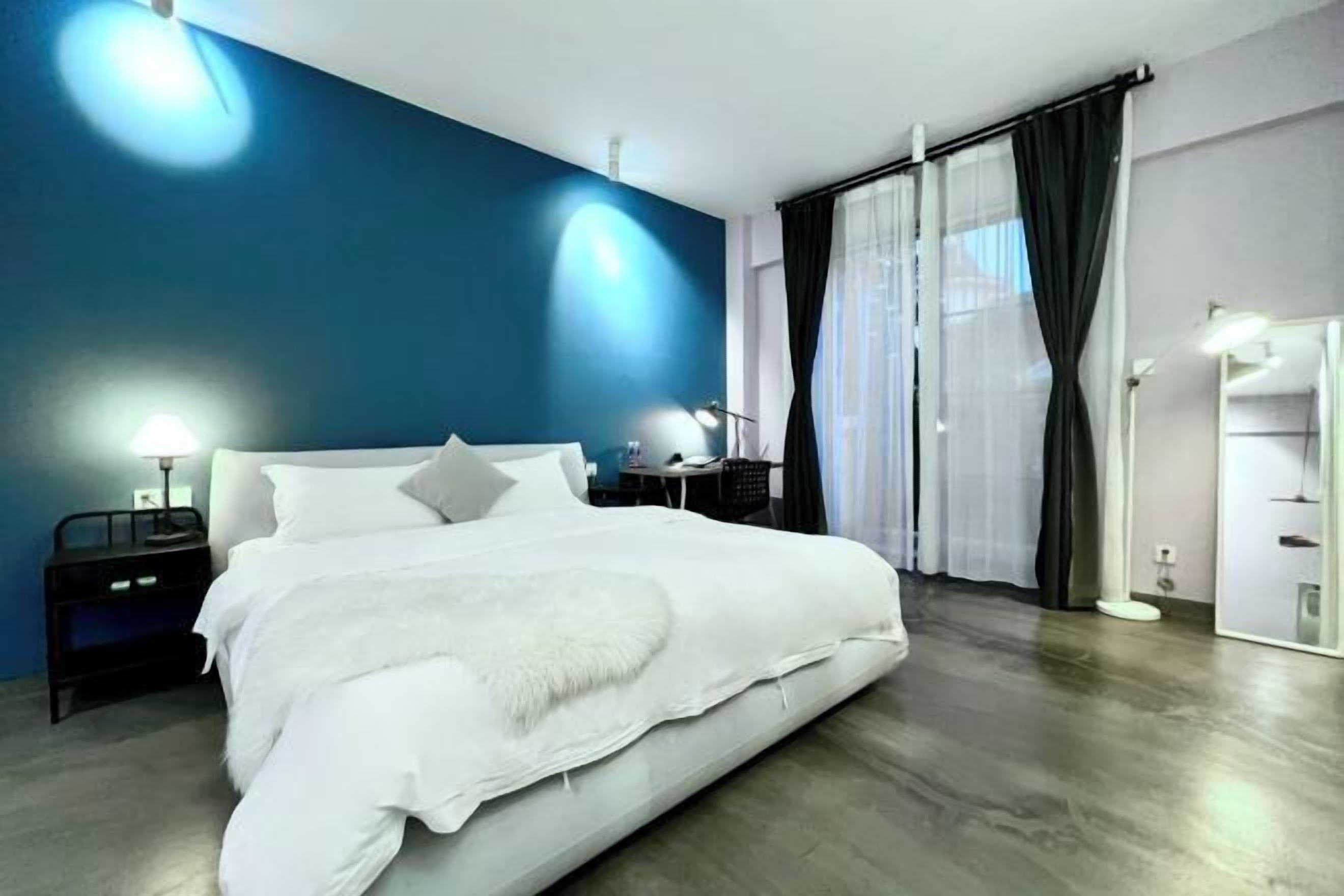 Tabla de planchar con plancha 