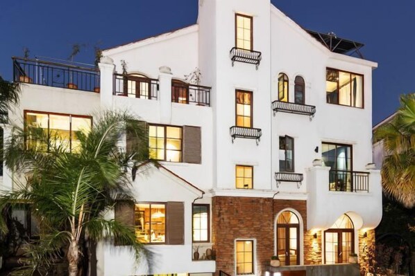 Fer et planche à repasser